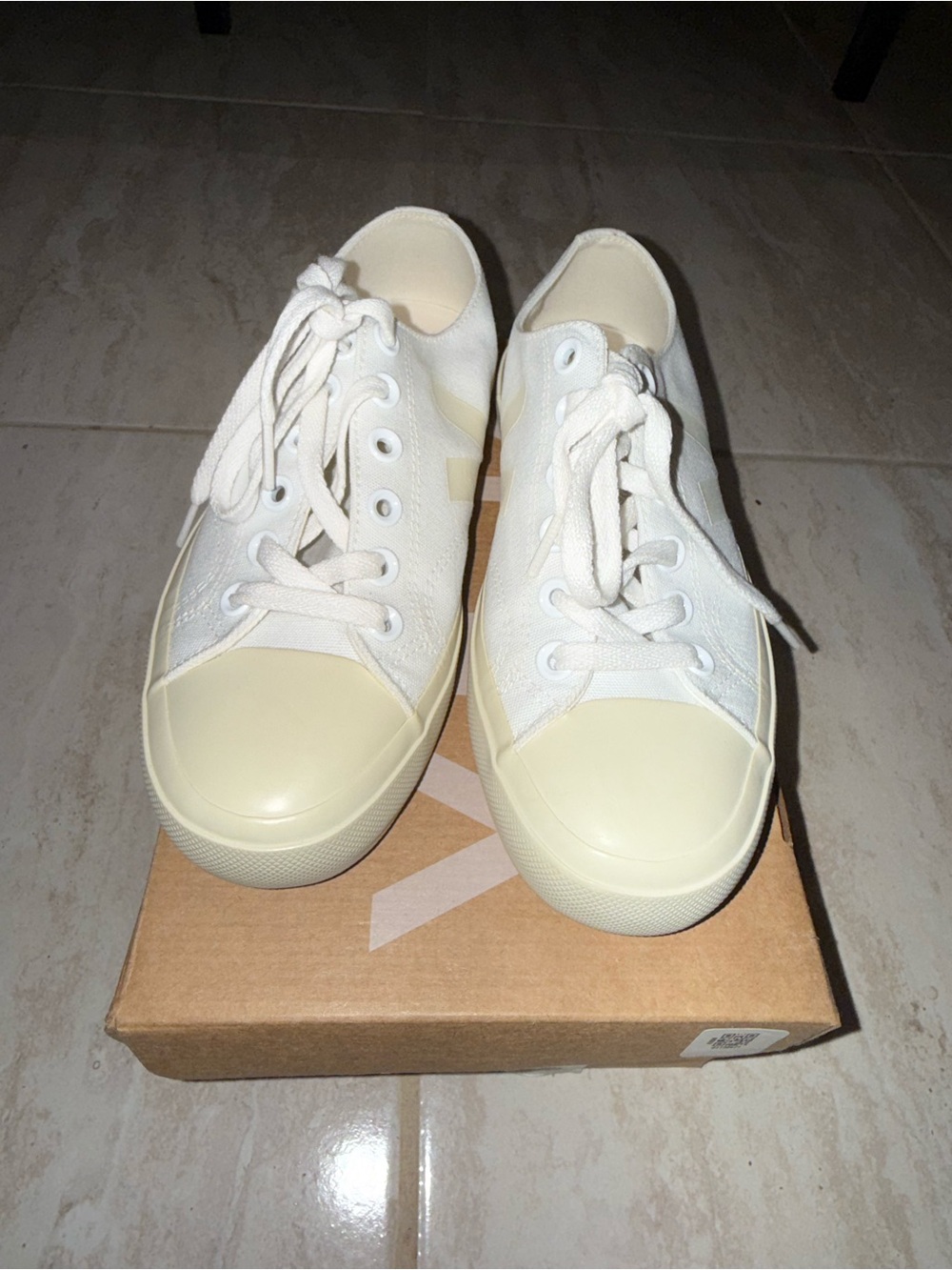 Veja Low-Top Canvas Sneakers in White and Cream - Picture 2 of 8